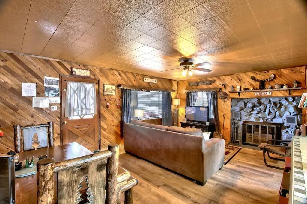 Los Osos Cozy Cabin With Private Spa And Bbq Βίλα Big Bear Lake Εξωτερικό φωτογραφία